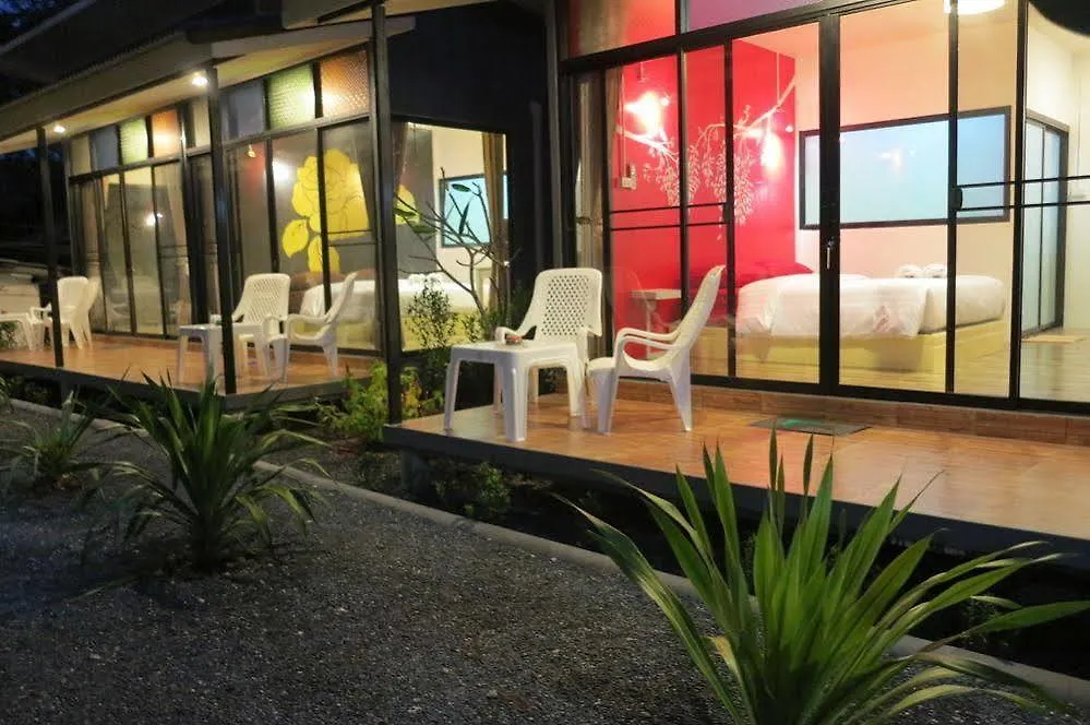 Ko Lanta 微笑广场旅馆酒店 2*, Ko Lanta